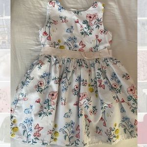 Adorable floral dress!!